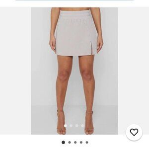 NWT Maniere De Voir Pleated Mini Skirt Women SZ 10 Light Gray Pockets Party Club